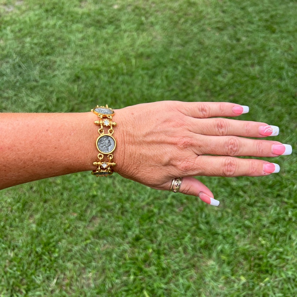 Vintage Premier Designs, Pegasus & Angel Bracelet With Gray Cameos & Crystals - Picture 6 of 16